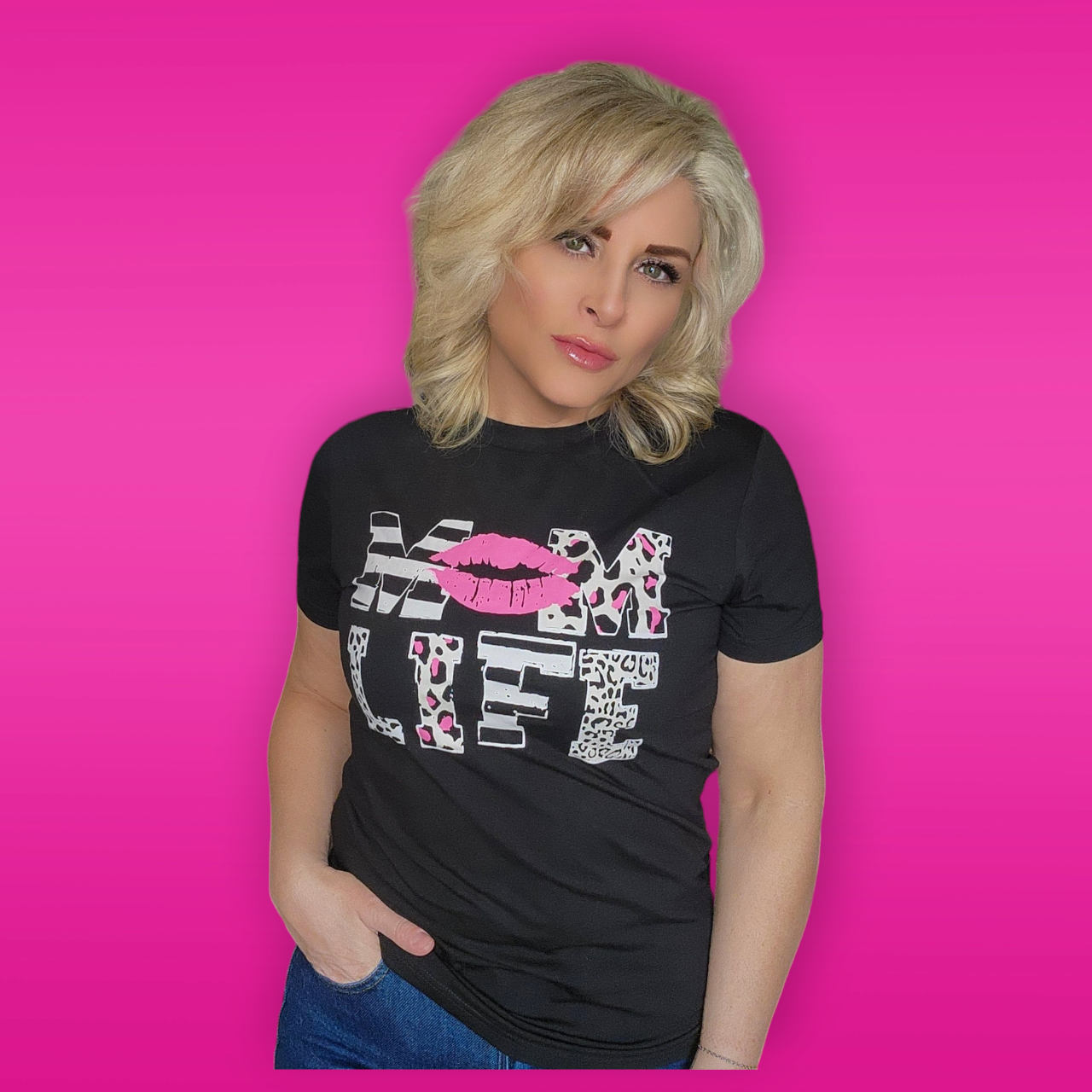 Mom Life Tee