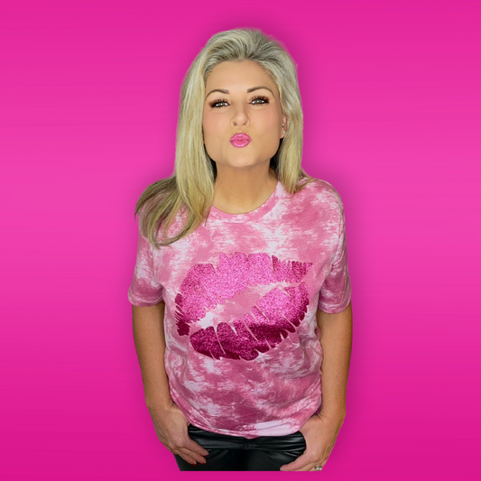 Kiss Lips Tee